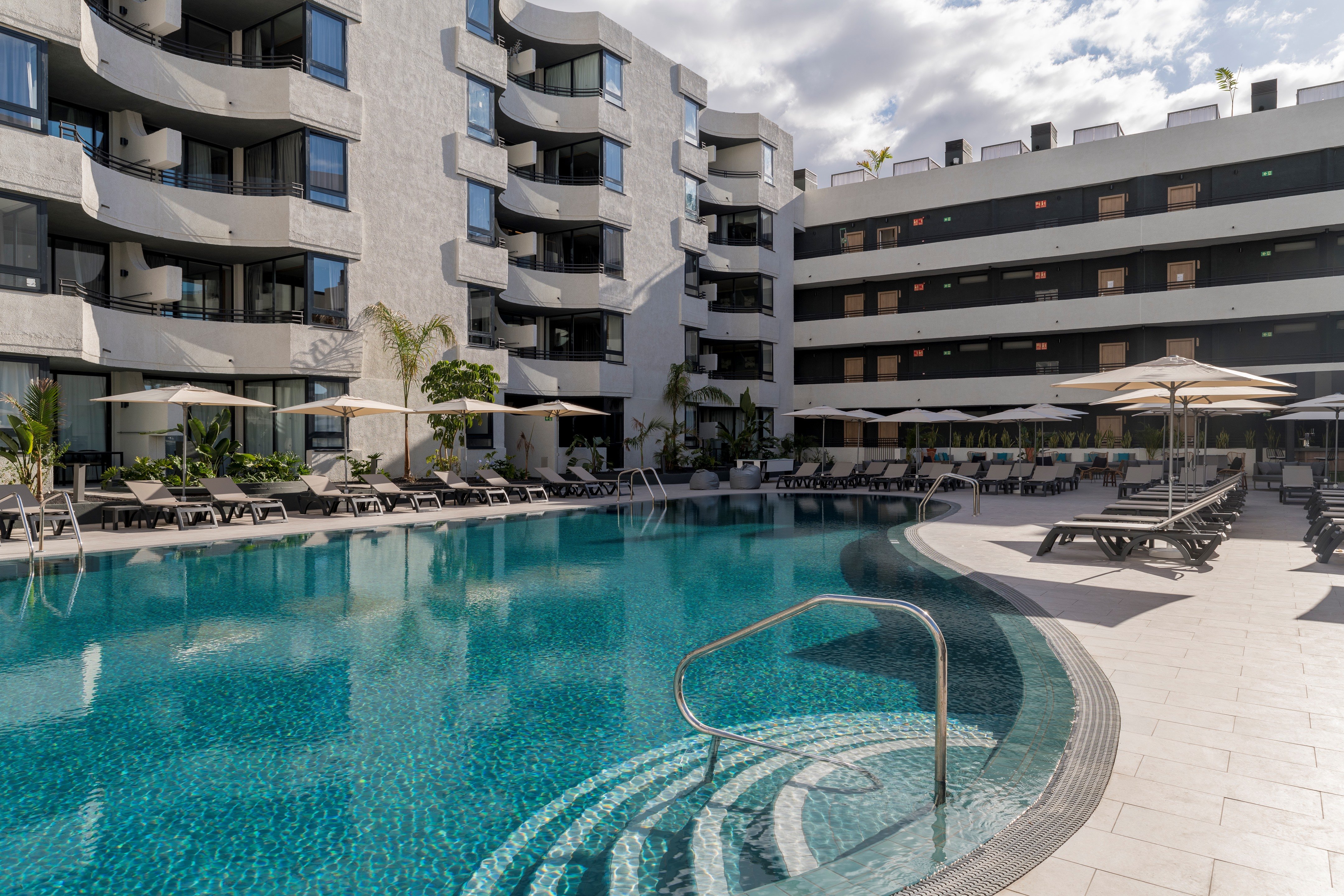 拉布兰达科斯塔阿德耶度假村丨意大利丨AlfaroManrique-37