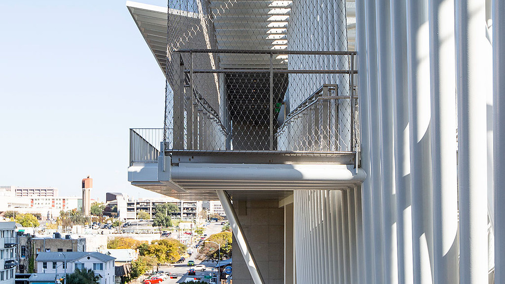 Austin Hilton 天桥-9