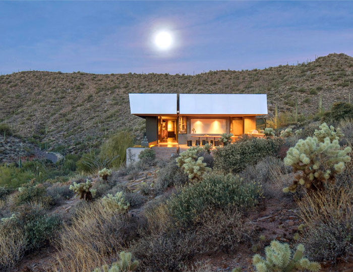Hidden Valley Desert House in Cave Creek - InteriorZine-0