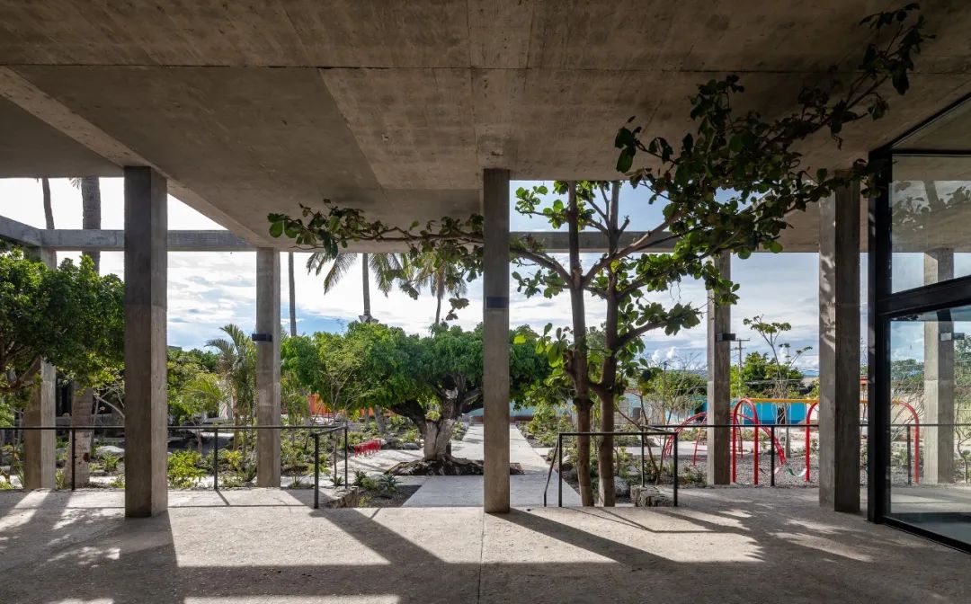 诗意的实用主义 | 墨西哥 Dellekamp 建筑公司作品解读-58