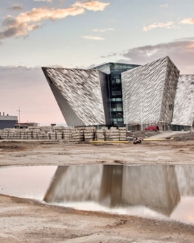 泰坦尼克号主题公园体验馆 · Titanic Belfast