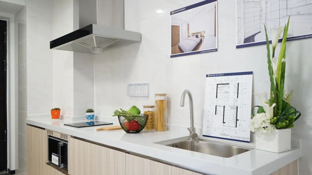 星光不负赶路人 | 晶宫装饰深圳市龙岗区安居房项目封顶-6