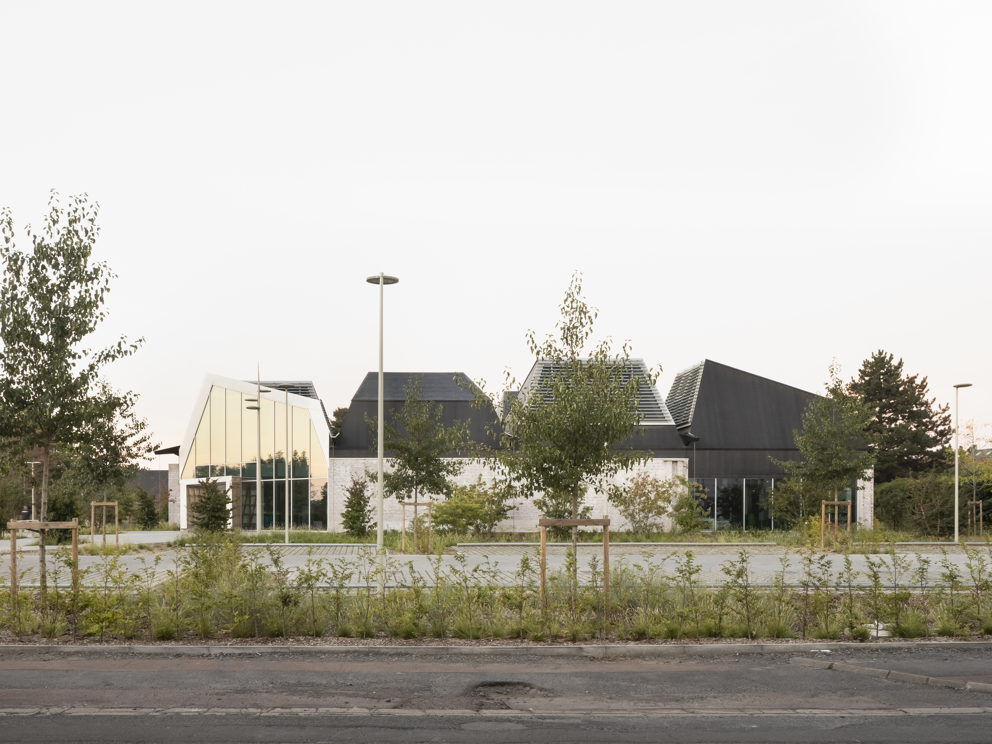 Les Halles Building 媒体图书馆和多功能空间丨法国-14