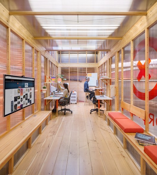 Coroflots Mobile Work Unit LOS OSOS-6