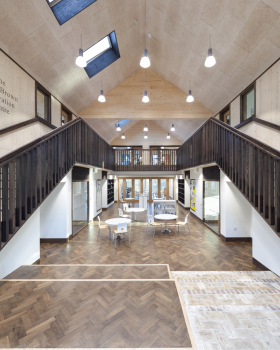 英国巴斯 Kingswood School Prep School 绿色环保设计典范