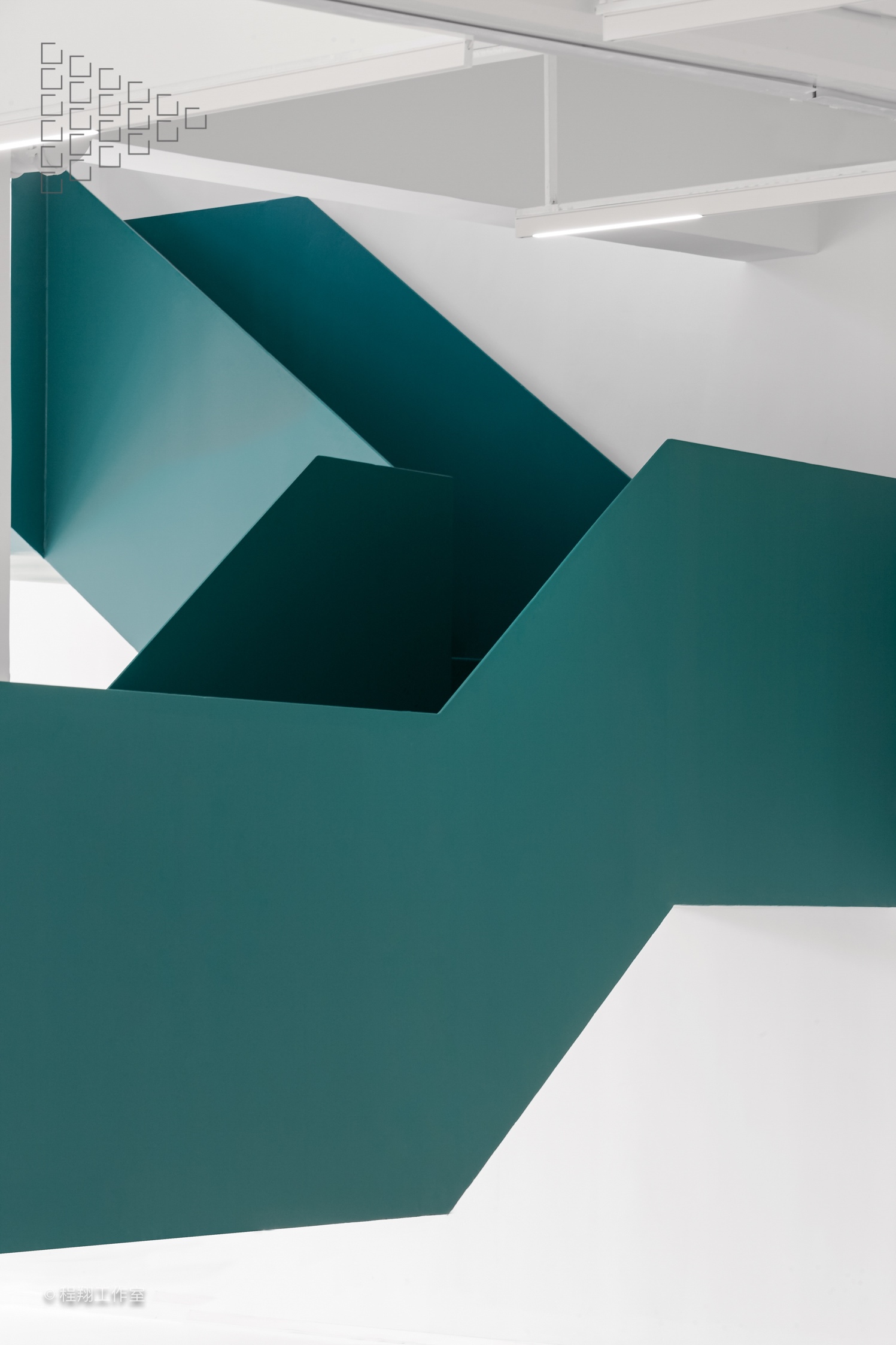 至美青绿遇姜黄,蜿蜒曲折舞线条丨否则-4