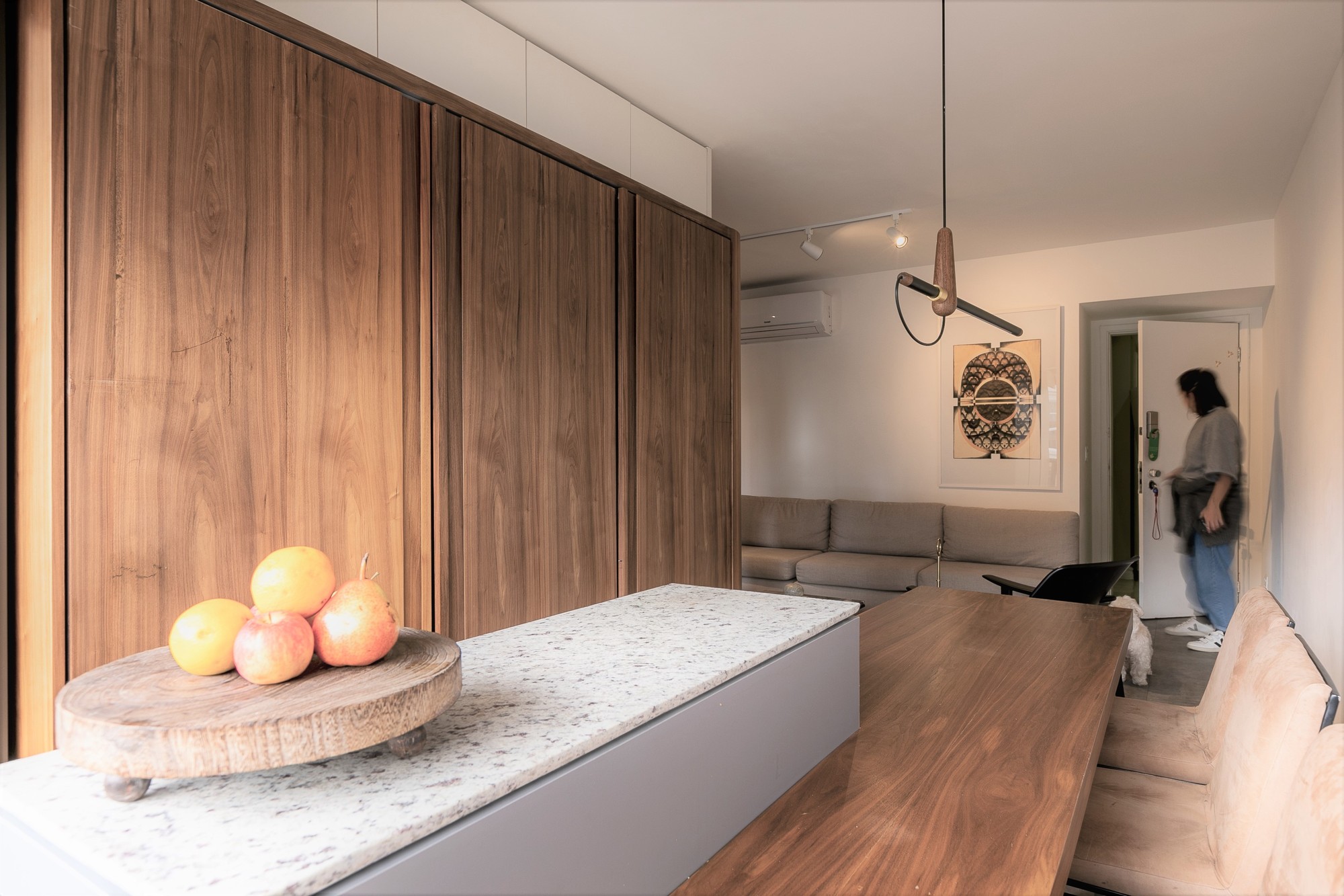 曲线木构空间，打造多变功能 65 平米别墅-23