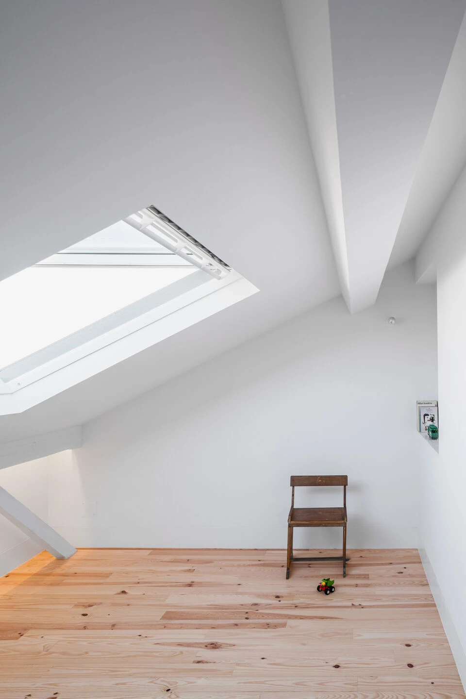 里斯本 Saraiva de Carvalho 公寓丨葡萄牙里斯本丨Aboim Inglez Arquitectos-43