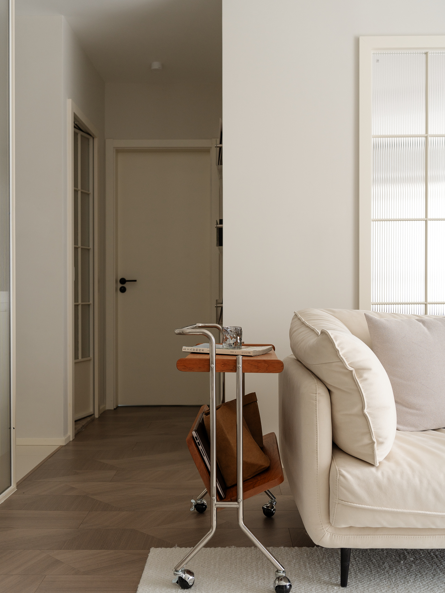 自由式客厅+日式四分离,治愈系的二人一猫-46