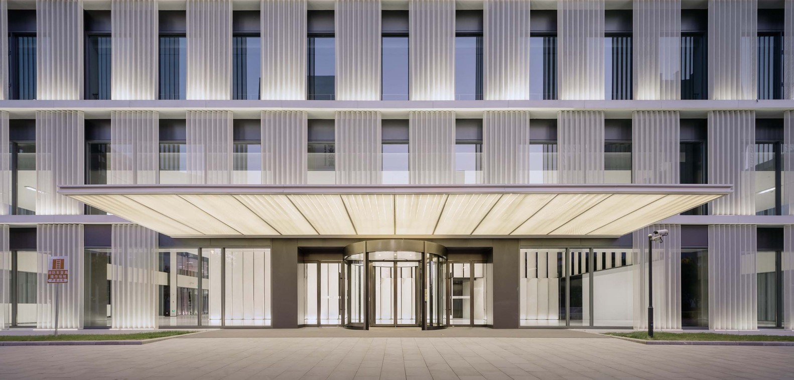 上海张润办公楼——现代办公空间的绿色创新-23