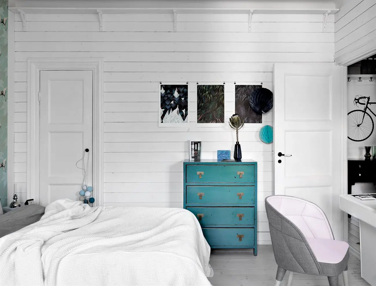 黑白魅力 | 20 年代典型建筑的舒适工作室-6