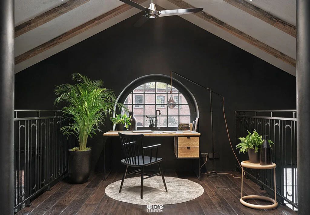 前水泵厂改造而成的高端工业风住宅项目-12