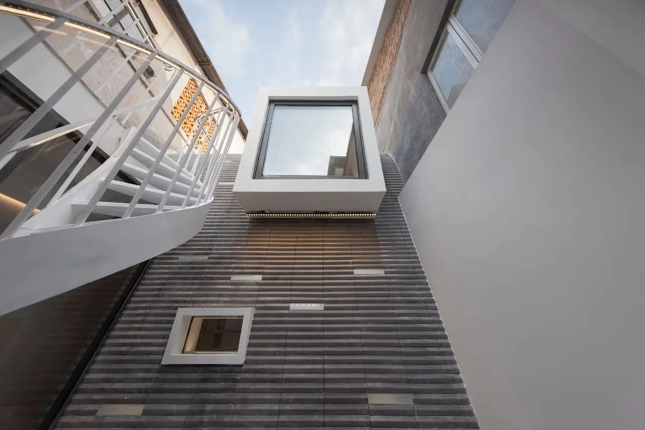 宅内之居丨中国广州丨汤物臣·肯文创意集团-21