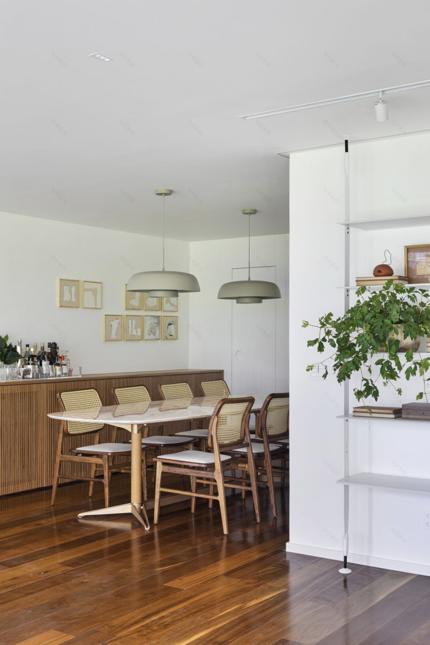 Generosa varanda na sala motiva família a trocar de apartamento no mesmo bairro - Conexão Decór-9