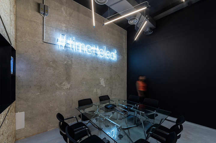 意大利Red Bull办公区  Il Prisma设计团队-32