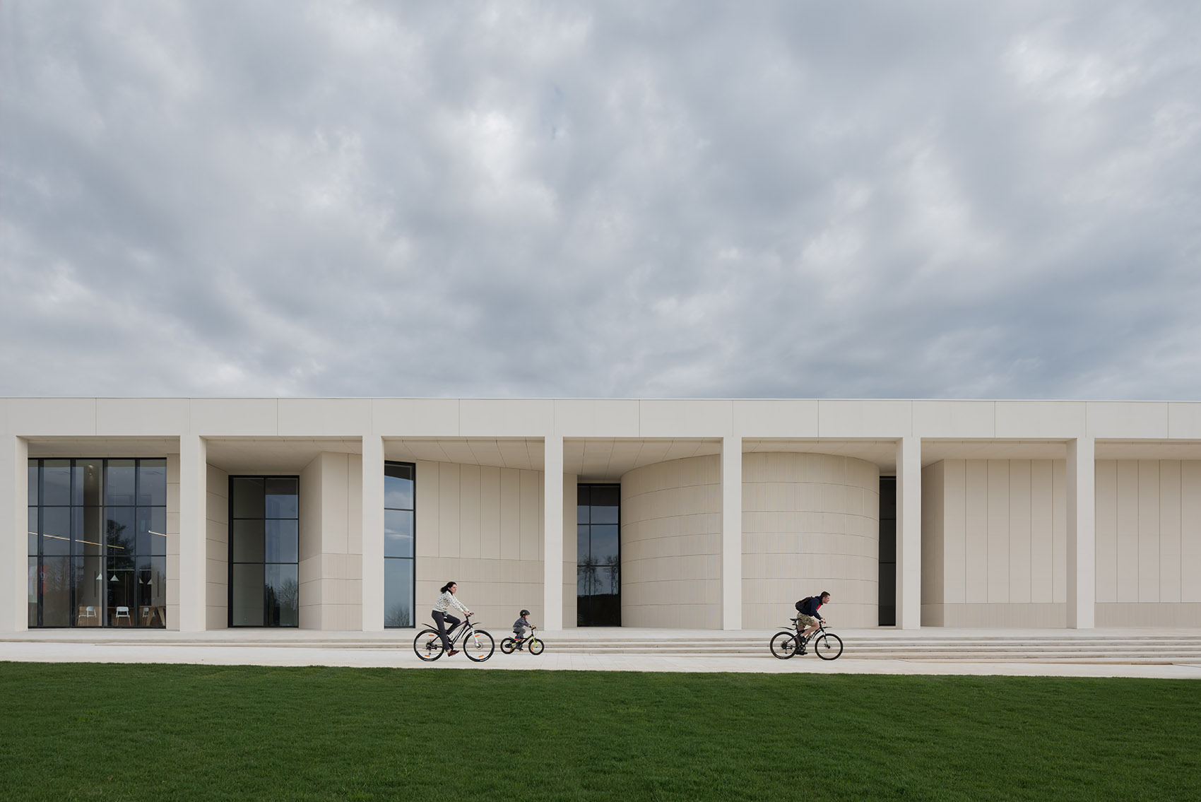 ZOYA博物馆,莫斯科 / Architectural buro A2M-69