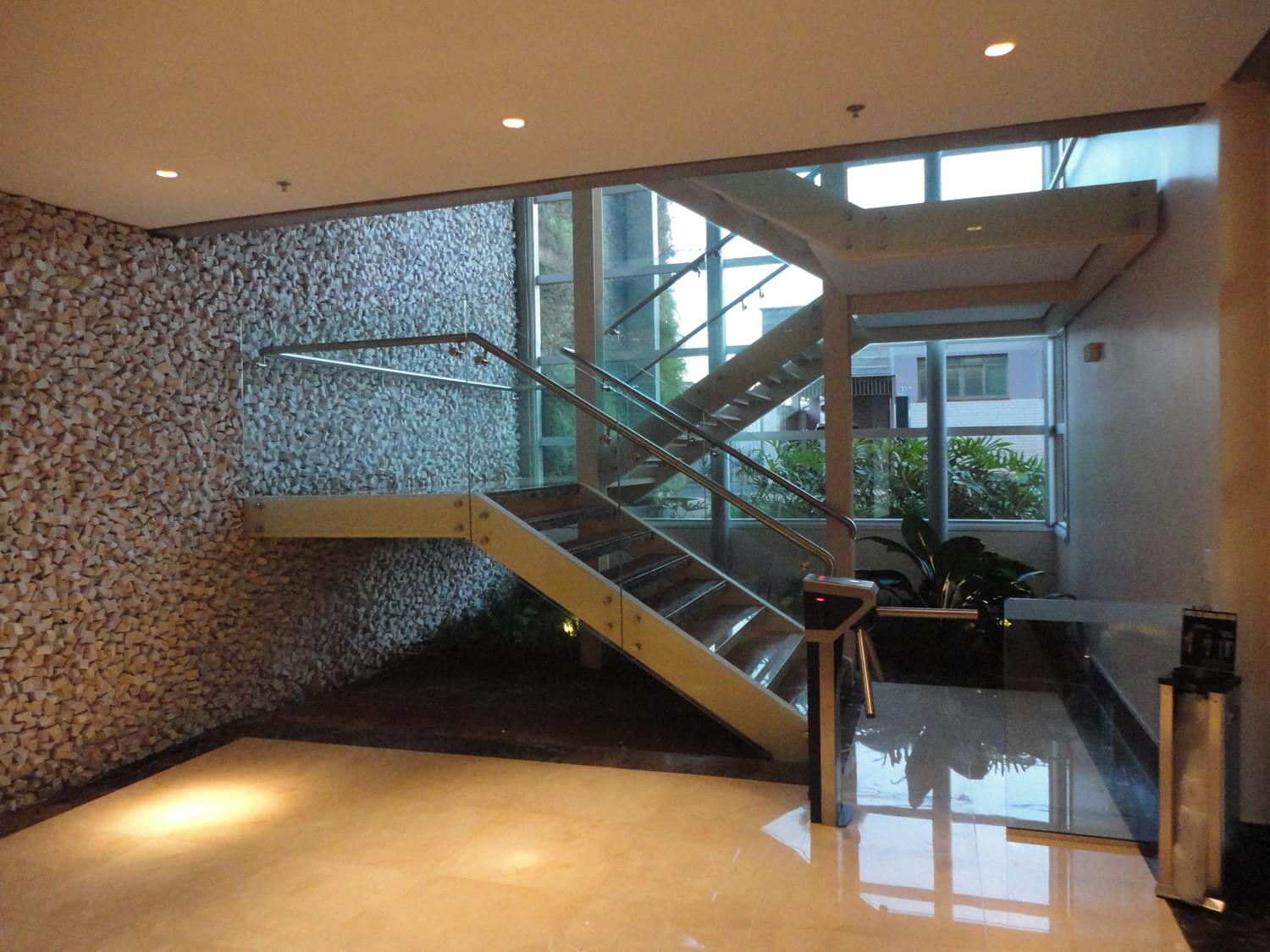 巴西 Credicitrus 银行总部,绿色环保的现代建筑-18