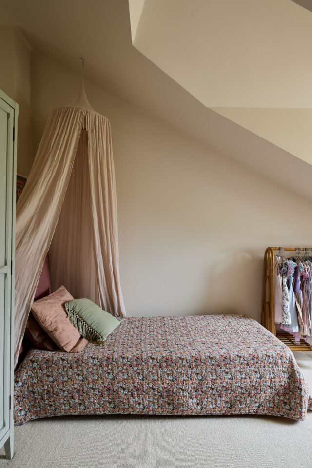 
      Imperfect Interiors
    -28