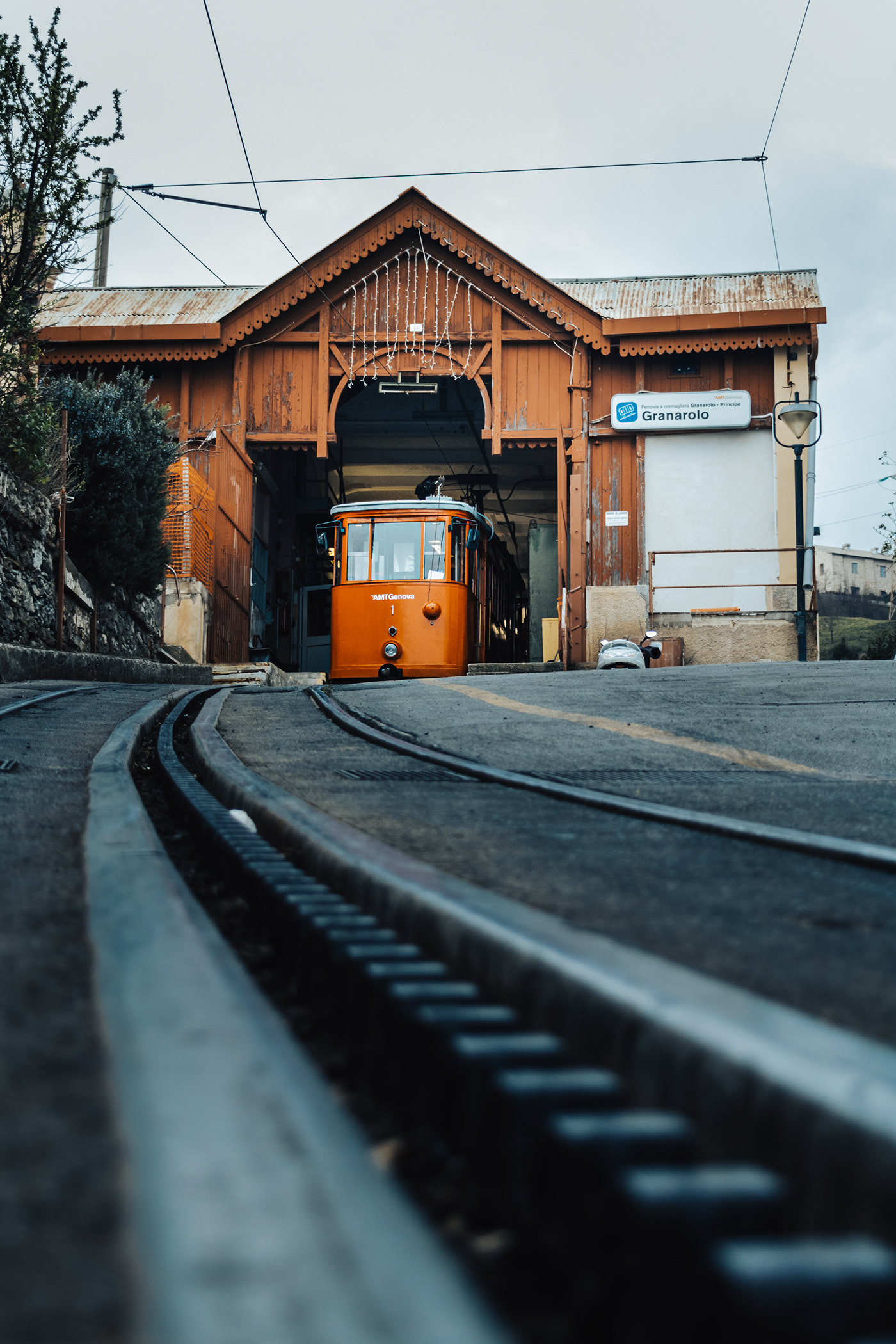 商业街区 Street Photography in Genoa-1