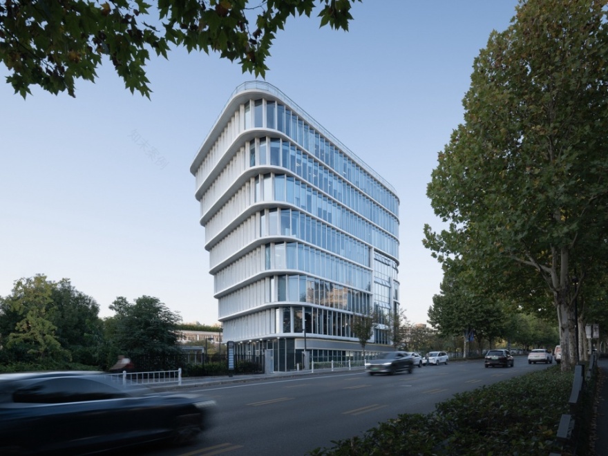 杭州公共交通车辆维修报修调度中心 / 浙江大学建筑设计研究院-12