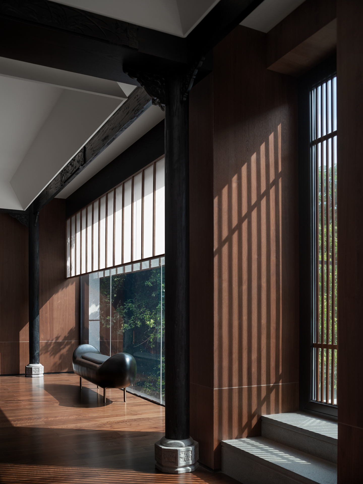宁静深沉的东方美学私人国学会所丨吾疆设计-34