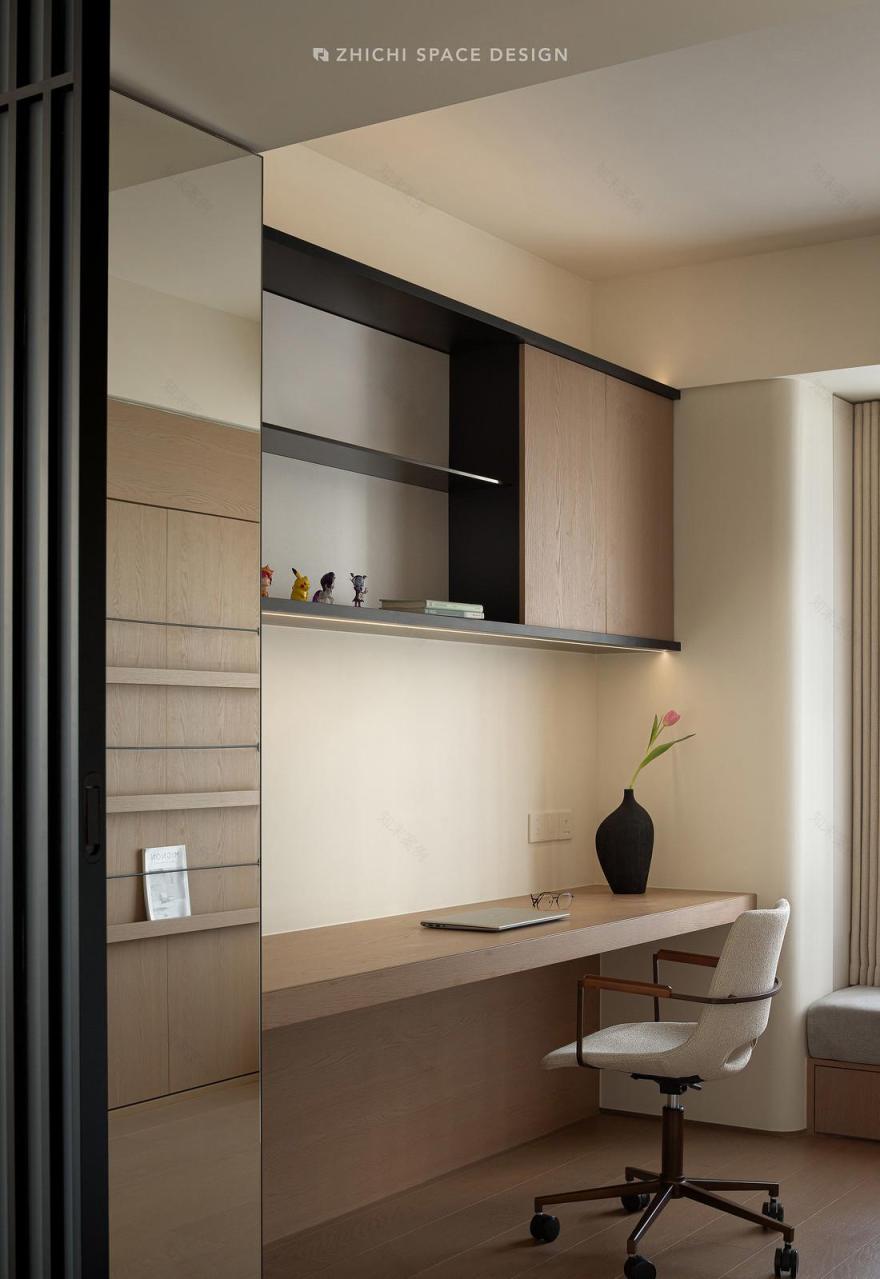 弧线隐去边界,墙体交错间藏起松弛与诗意-40