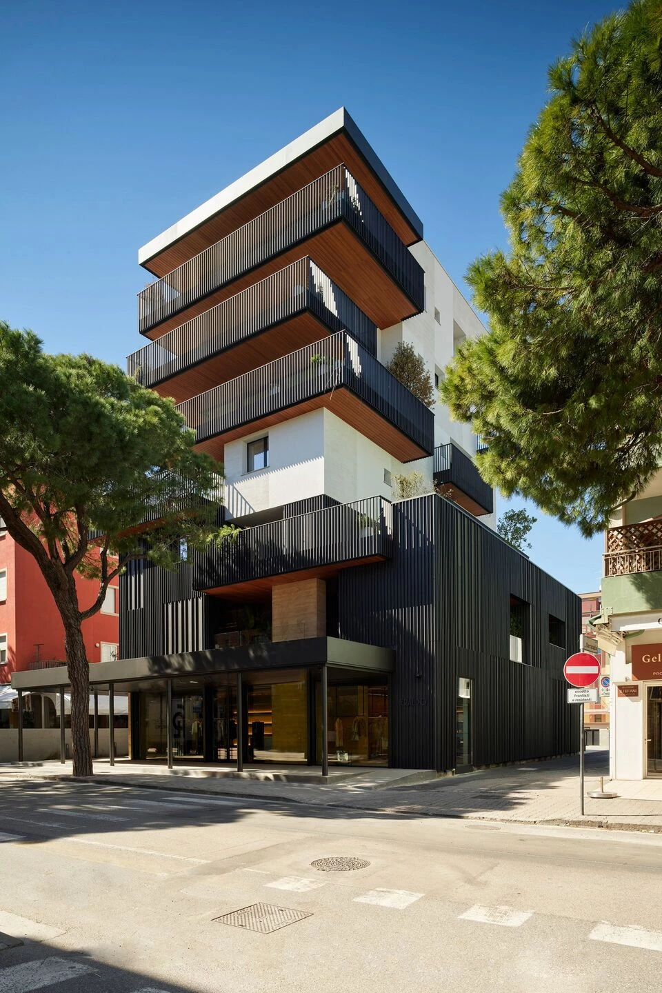 埃拉尔多商店丨意大利丨Parisotto + Formenton Architetti-36