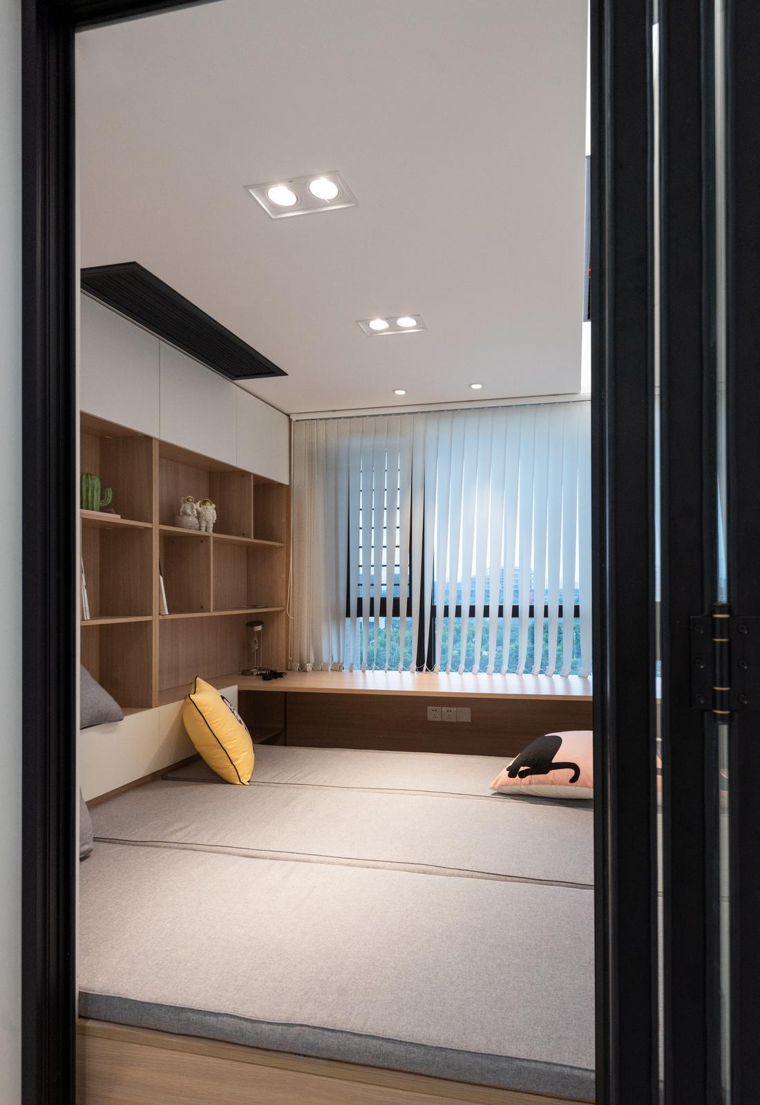 现代简约大平层，亲子共享空间设计-95