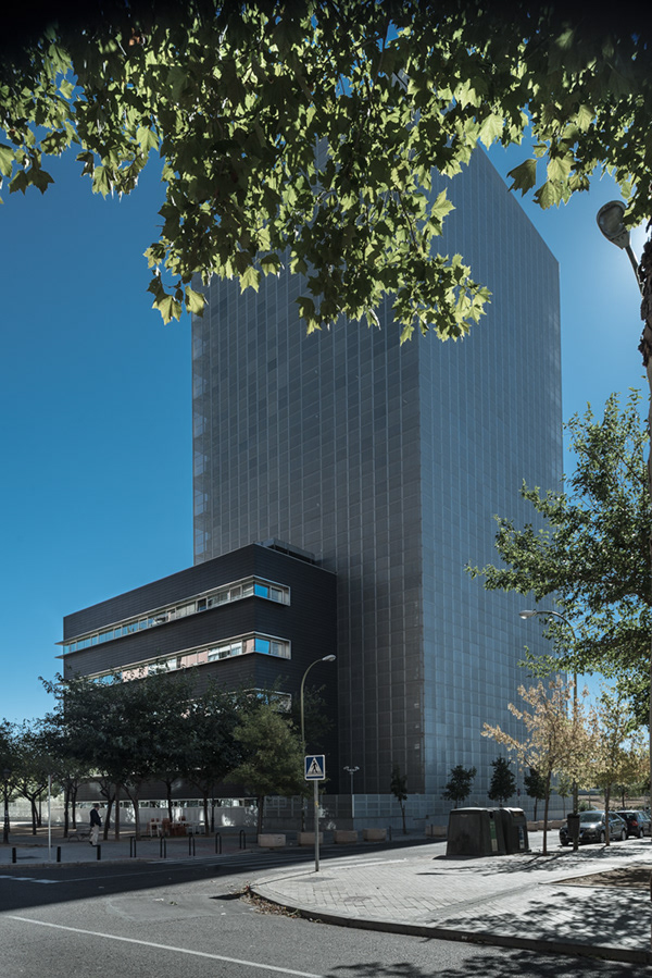 阿迪夫办公大楼丨西班牙马德里丨Grupo GMP-16