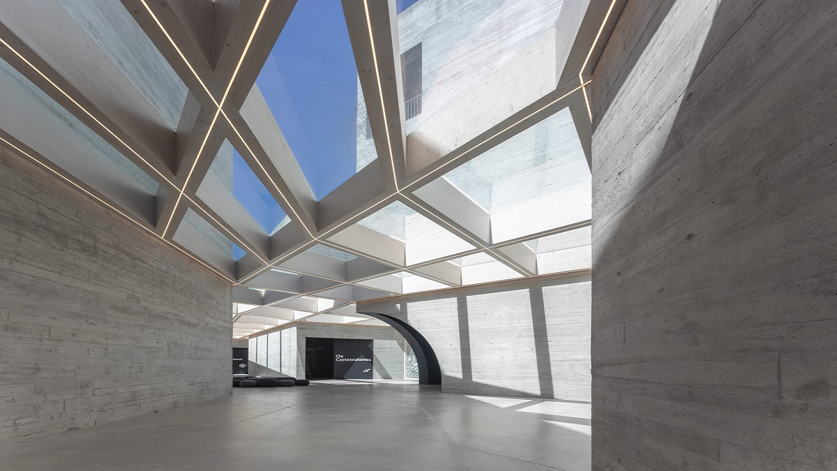 Romanesque - sự chuyển tiếp giữa hiện tại và quá khứ La Mã xa xôi| Spaceworkers Studio-5