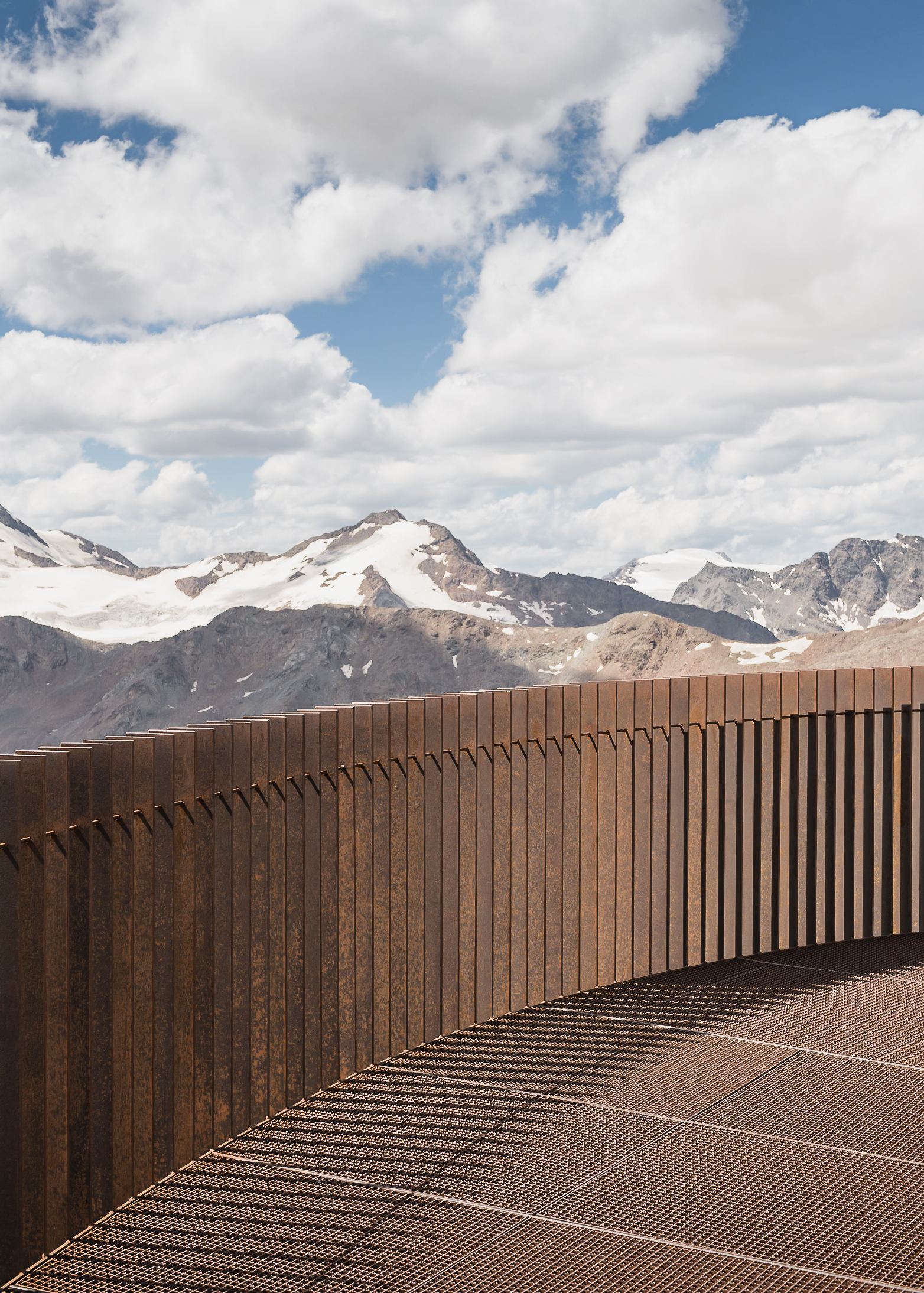 ÖtziPeak3251m-noa*NetworkofArchitecture-37