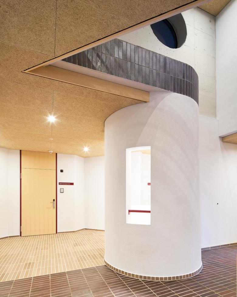 格尔利斯维尔教区中心丨瑞士丨Lussi+Partner-16