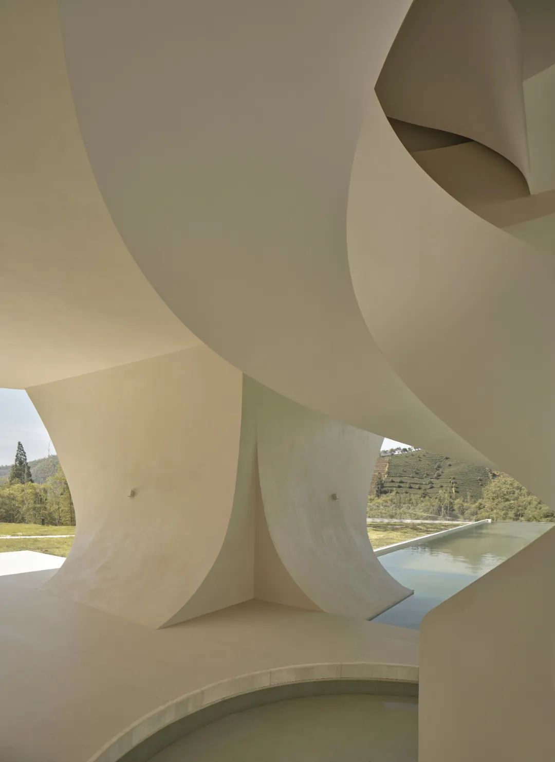 丁鹏文：莫干山的天外来物-荒序民宿丨中国湖州丨尔我空间设计研究室-16