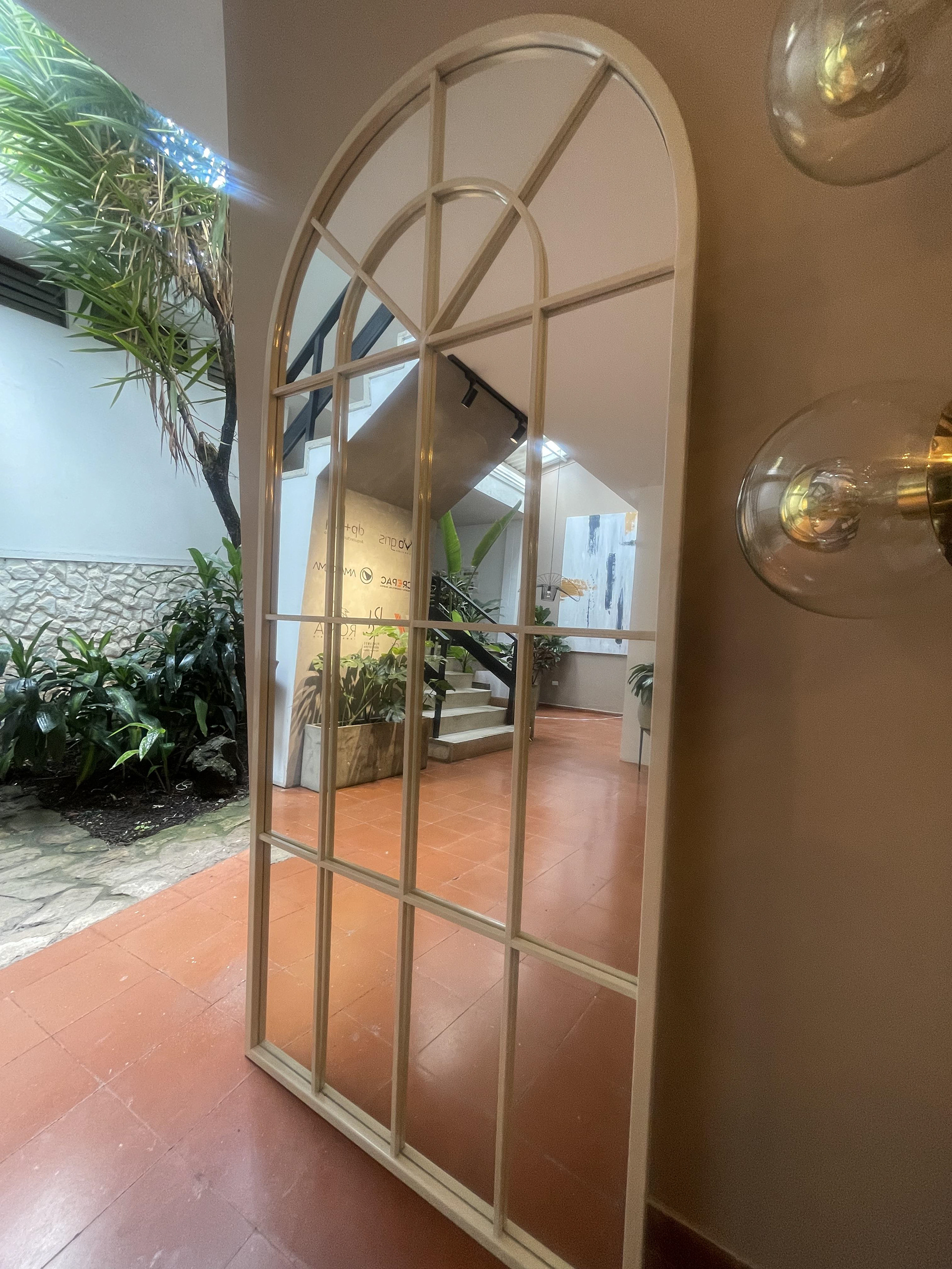 Carmina - Mirror Design-95