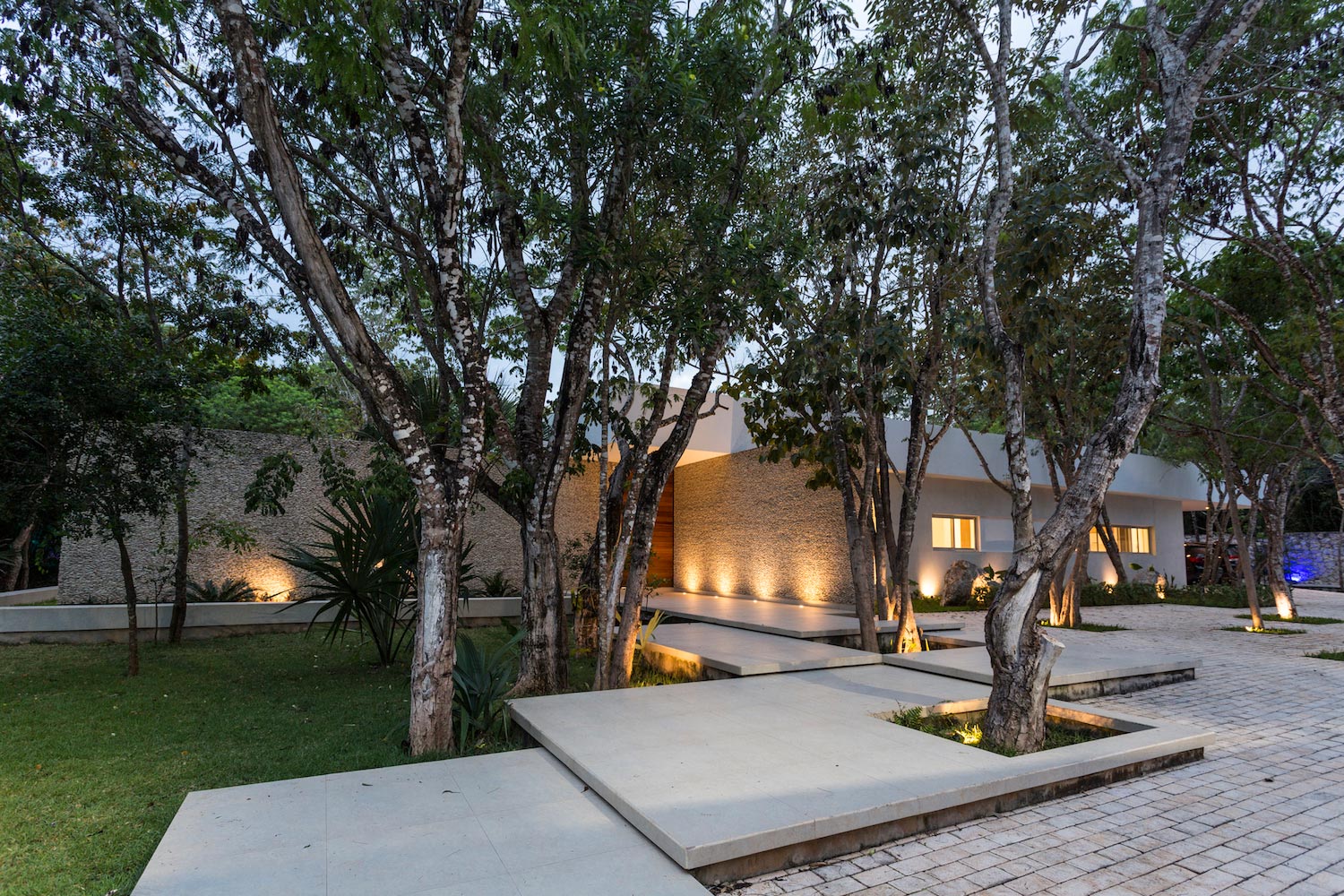 Contemporary house designed with the concept of spatial fluidity located on the outskirts of Playa del Carmen   Page 2 of 2   CAANdesign  Architecture and home design blog-5