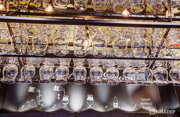 Duvelorium（杜威乐啤酒第一家饮品店）丨来自比利时安特卫普的Puresang设计室-17