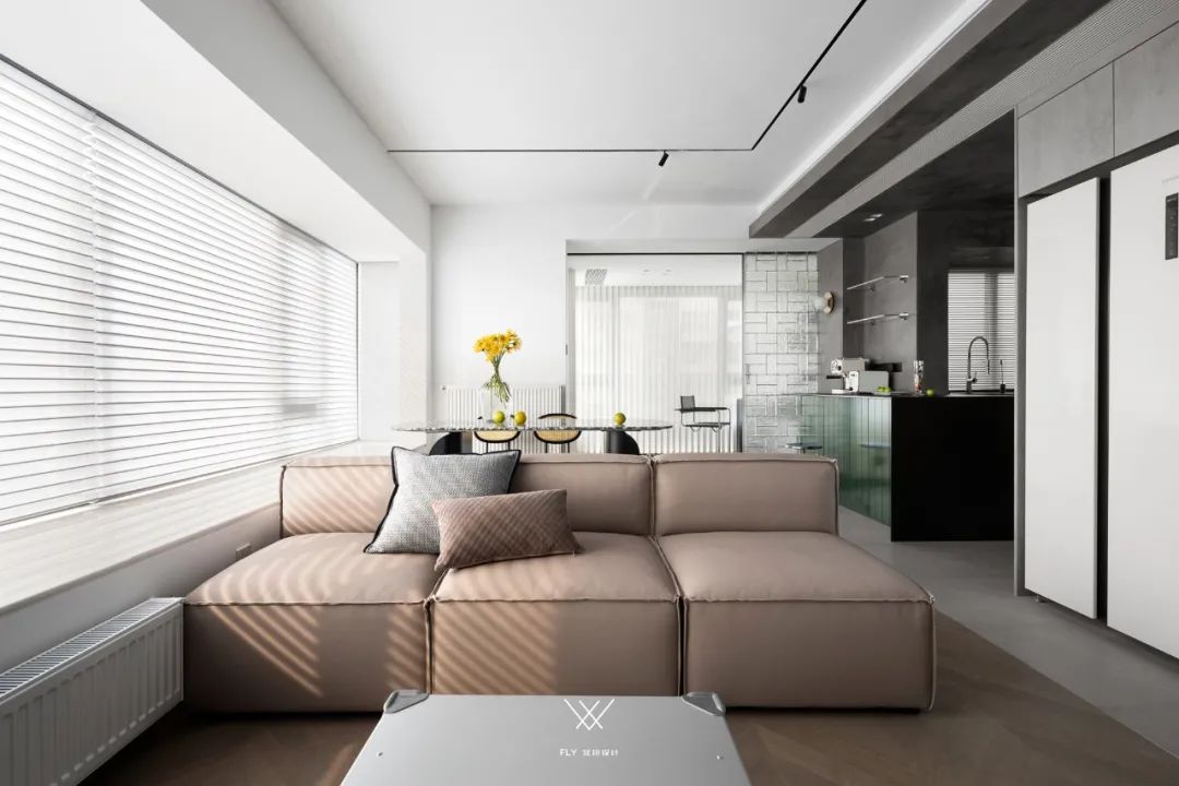 两犬一花的生活美学丨菲拉设计-19