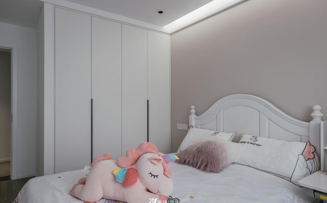 平层高级黑白灰+暖橙色室内设计丨惠译设计工作室-11