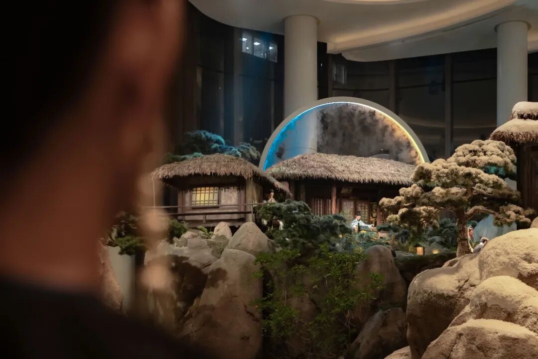 喜随作品|壶中胜境·商业中庭的科技国风微缩园林-7