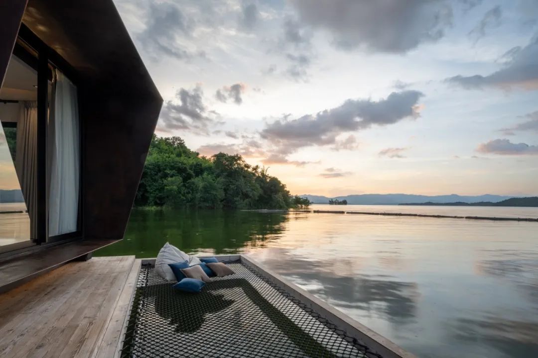泰国 Z9 度假村水上总统套房丨勾勾手设计网-26