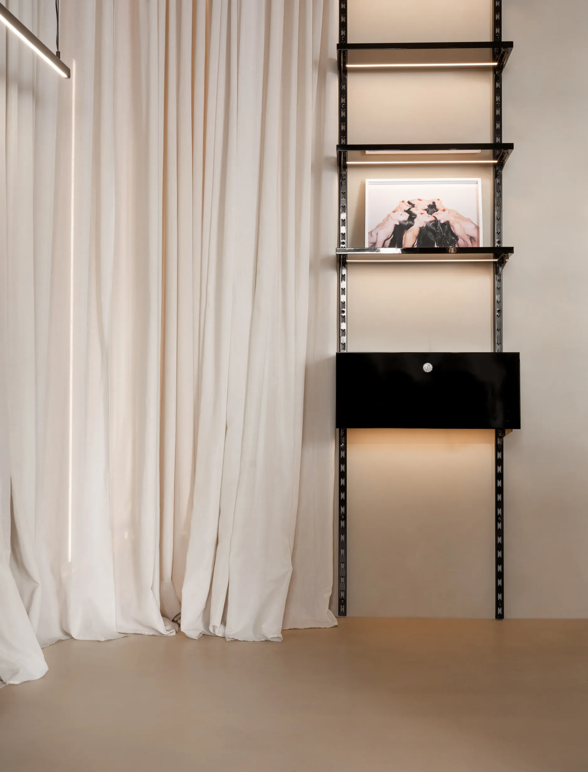 Alexandra Burmistrova——以对比、细腻和质感为基础展现创始人的内心世界-10