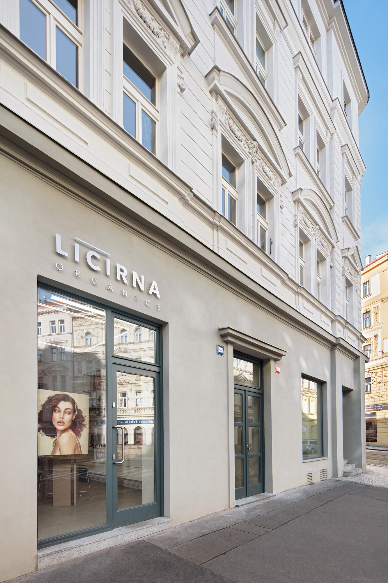 Licirna Organics 化妆品店丨意大利布拉丨Denisa Strmiskova Studio-8