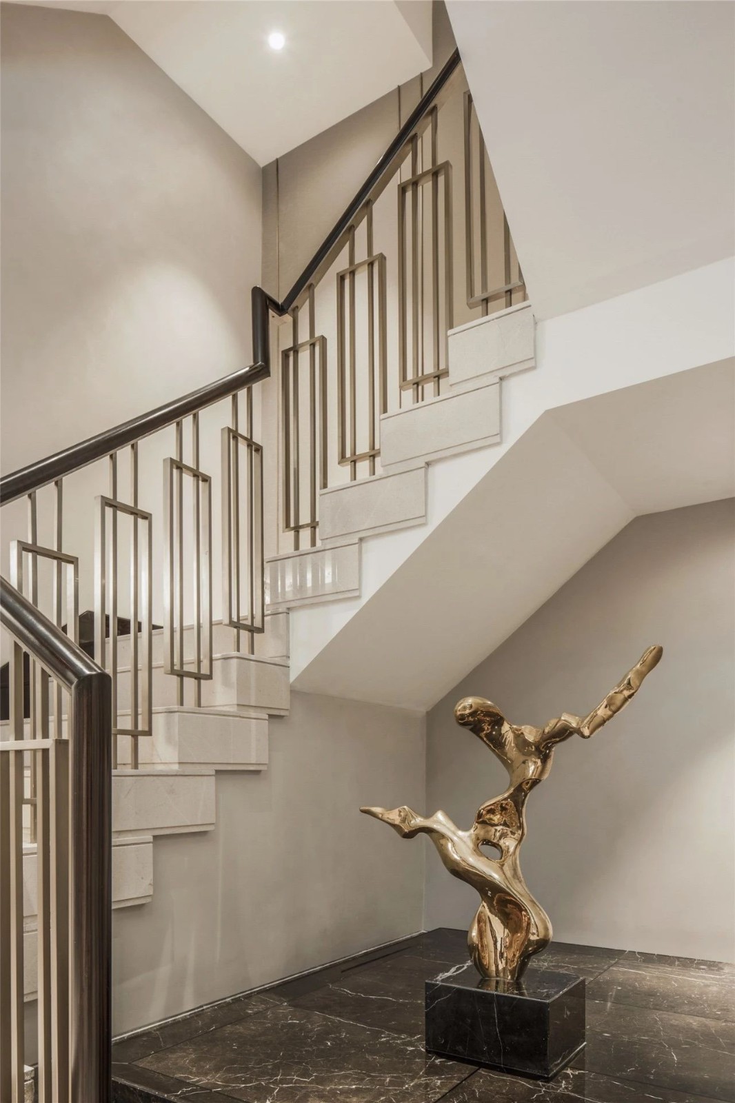 450㎡现代别墅设计丨高贵与品质兼备-21