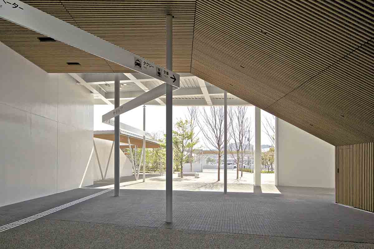 新山口站北口站前广场0站台-导视系统-11