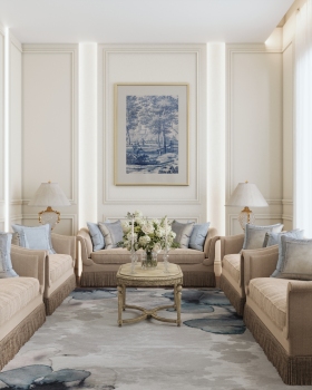 Simple Neoclassical men majlis