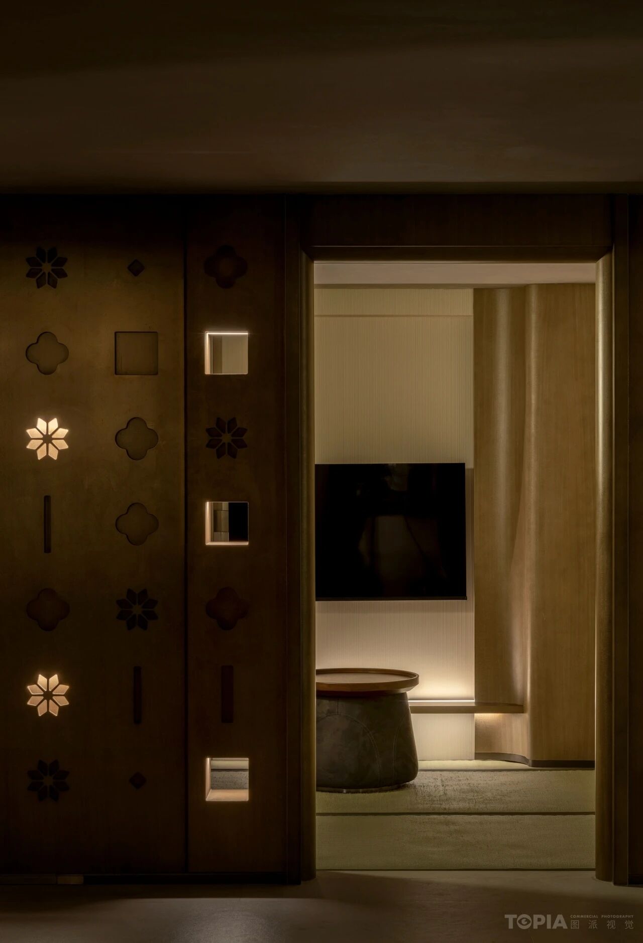 金腰板·旗舰店丨中国烟台丨嘉柏设计（总设计师姜振东,硬装贾凡团队,软装李雪团队）-25