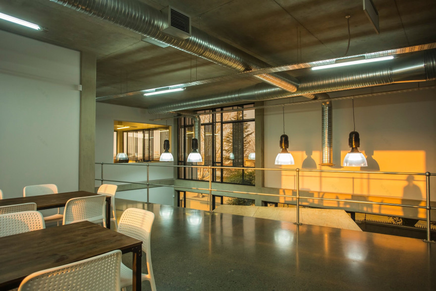 南非 Rubela Park Offices | 工业风绿建筑的典范-63