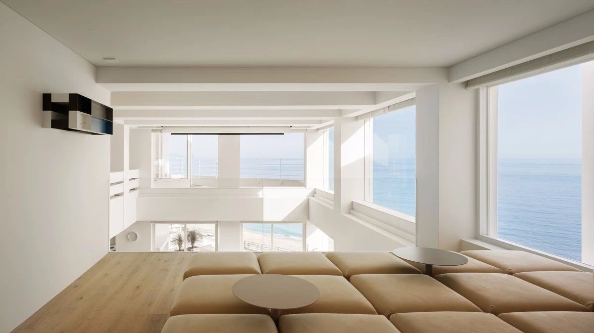 SNARK | 极简却不失趣味的纯白空间-19