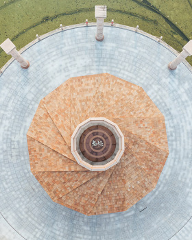 上海崇明中学校友亭 / 上海绿建建筑设计事务所有限公司