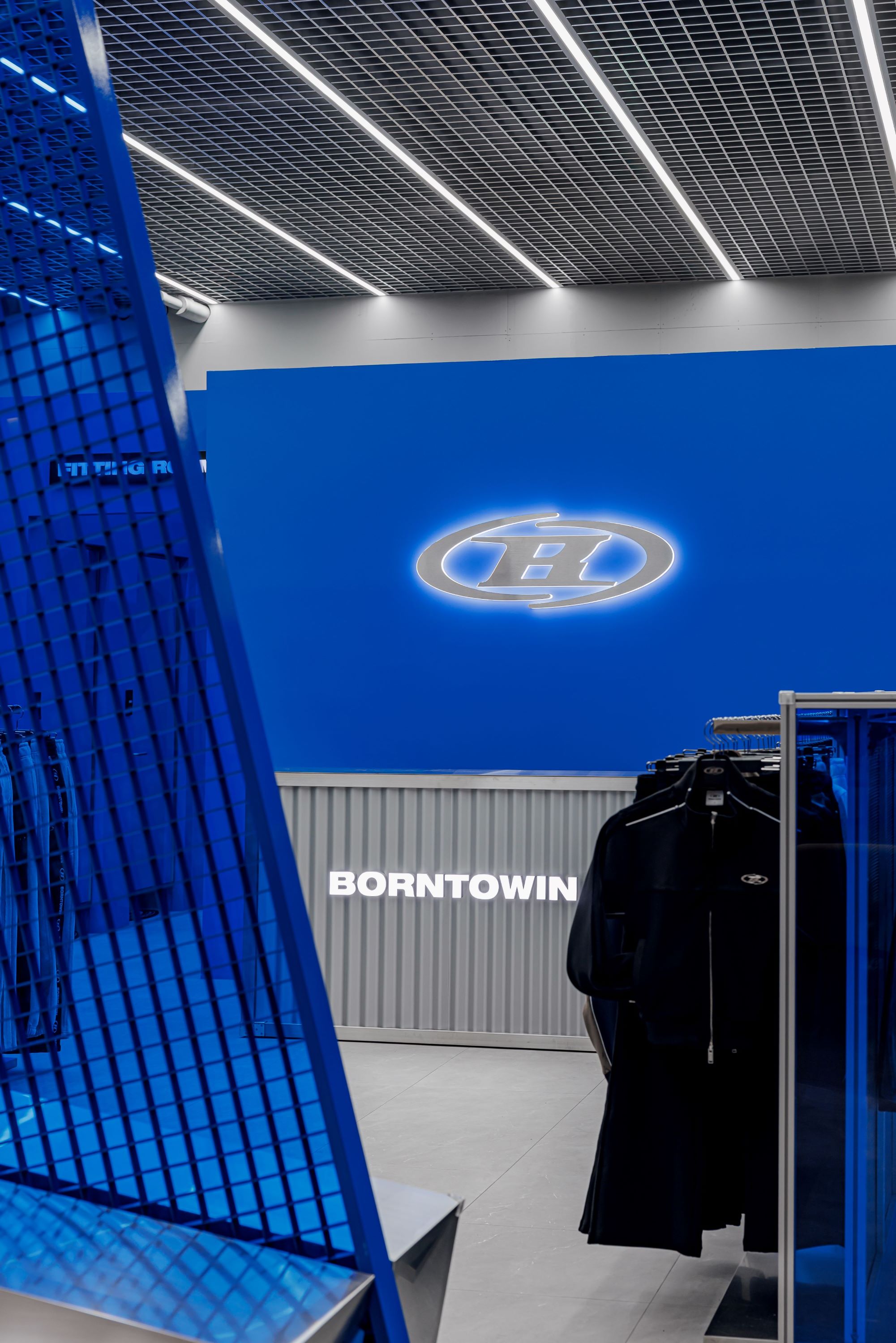 生来即胜，水原星际城（注：STARFIELD SUWON 直译为 水原星际场，这里 星际城 更符合常见商业命名习惯，可按需调整） 丨韩国水原市-5